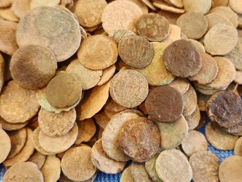 100 sfusi monete balcaniche - 100,