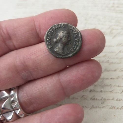 Antica moneta romana faustina - antica,
